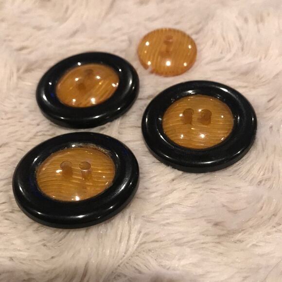 Bakelite vintage estate Buttons - Picture 1 of 5